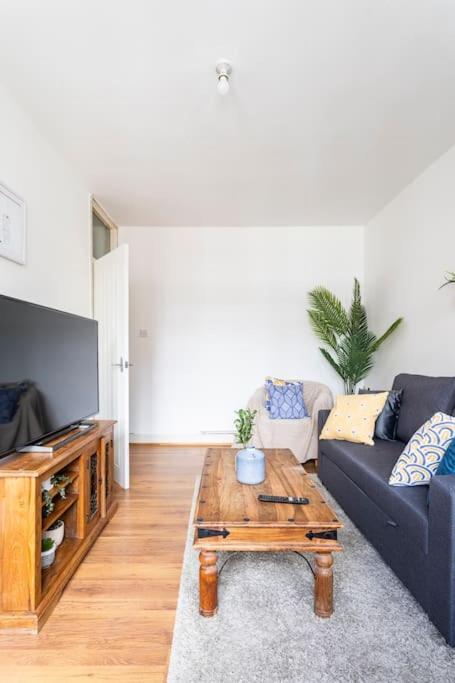 Cozy Apt In Central ลอนดอน ภายนอก รูปภาพ