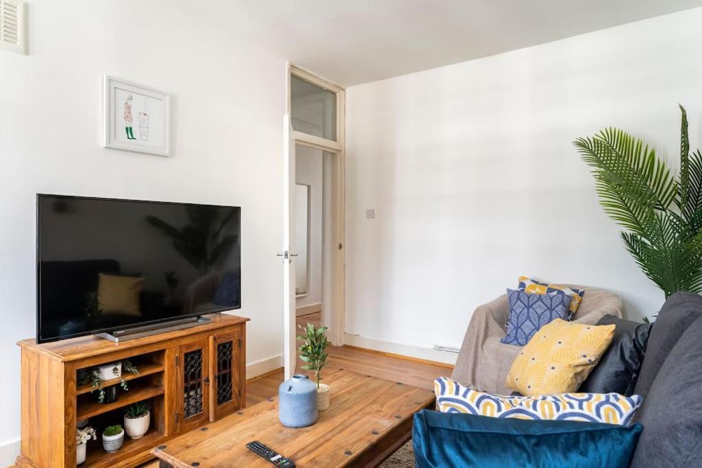 Cozy Apt In Central ลอนดอน ภายนอก รูปภาพ